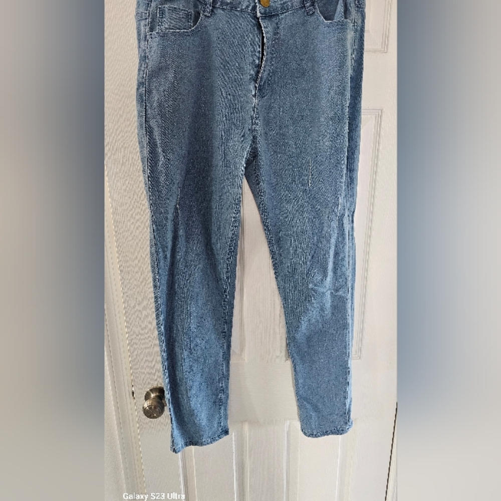 Classic Blue Men's Jeans